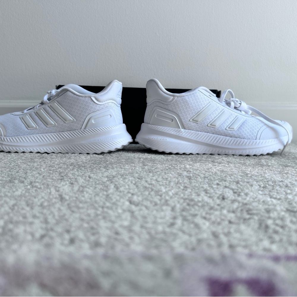 Adidas Cloudfoam Youth NWT - Picture 3 of 6